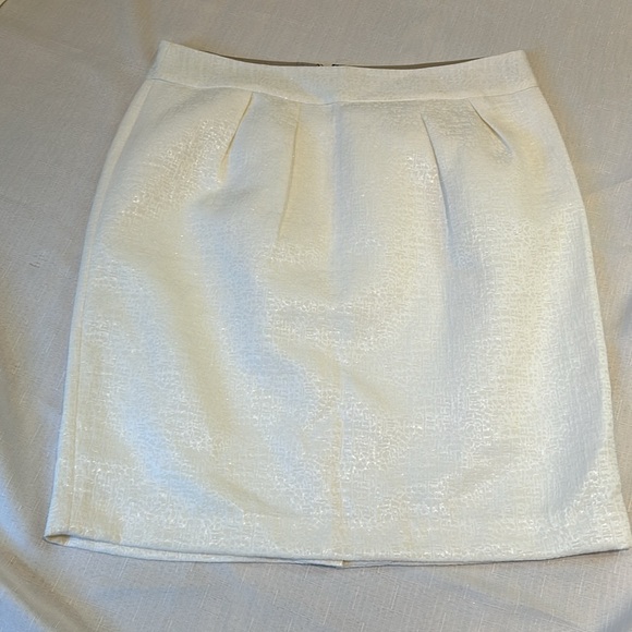 Banana Republic Dresses & Skirts - Banana Republic Cream Lined Pencil Skirt Bridal Formal Elegant Summer Size 12